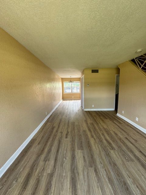 Foto del edificio - 4844 NW 9th Dr