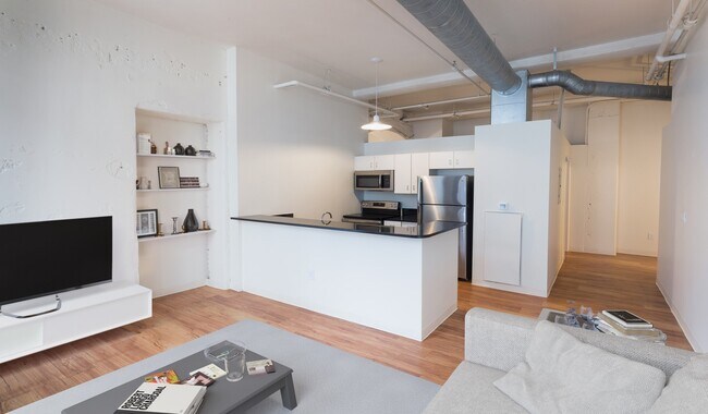Building Photo - Bank Lofts