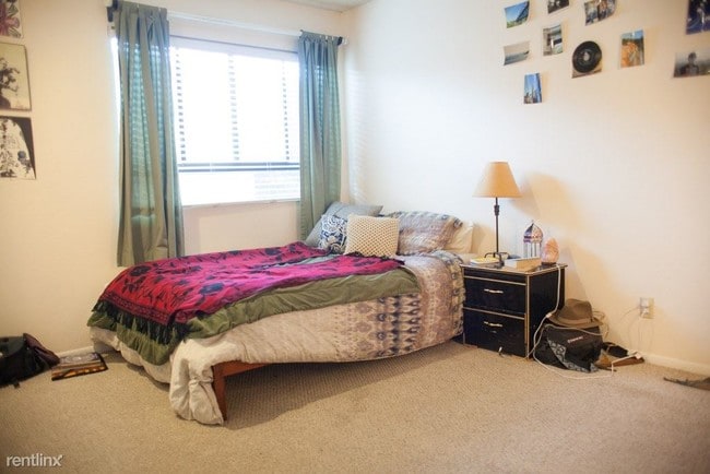 Building Photo - 2 br, 2 bath Condo - 570 Peach St Apt 29