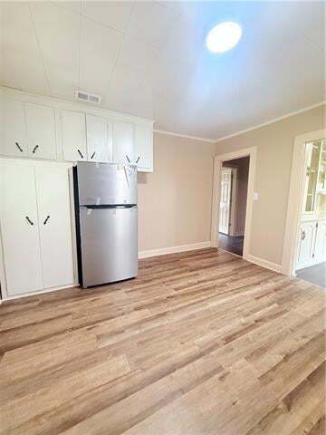 Building Photo - 735 Ontario Ave