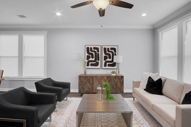 Foto del edificio - 6208 Force St