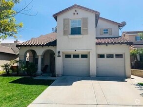 Building Photo - 2530 Falcon Valley Dr