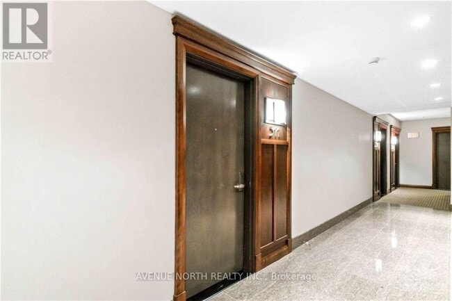 Building Photo - 238-238 Besserer St