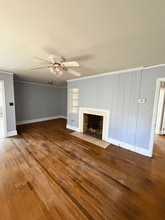 Building Photo - 128 Florence St