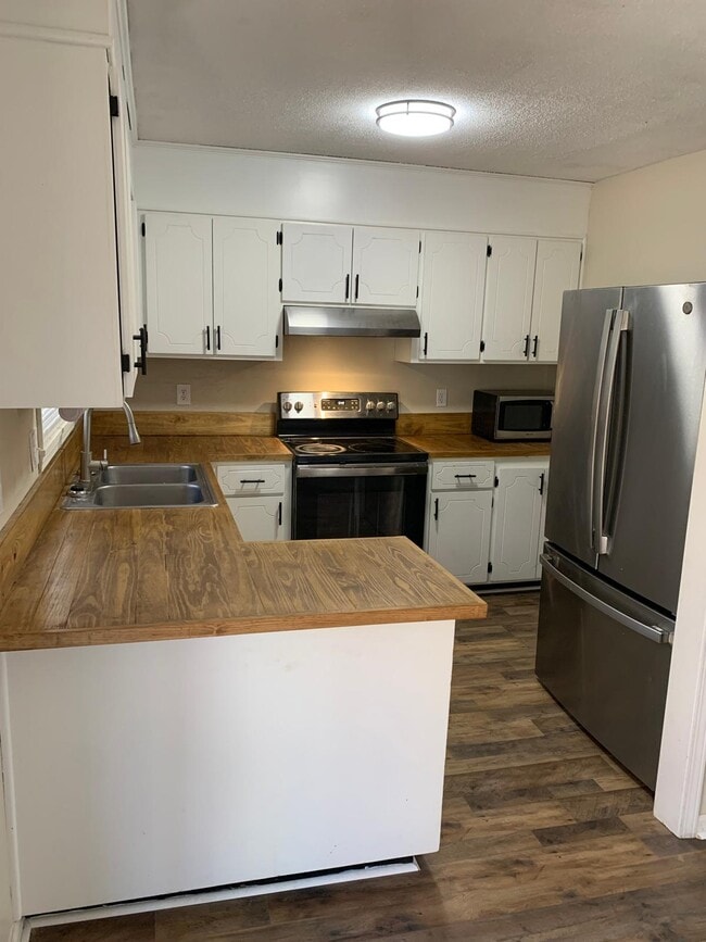 Building Photo - 286 R Sands Rd