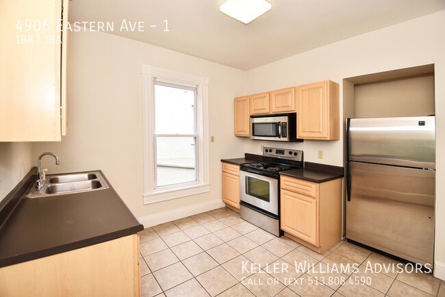 Foto del edificio - Spacious one bedroom in great location