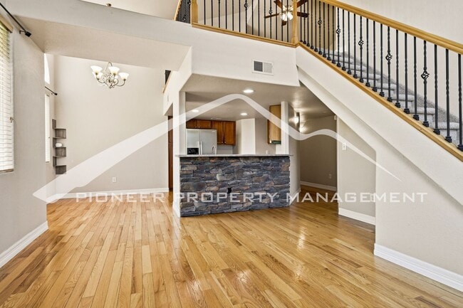 Building Photo - 1049 S Walden Way