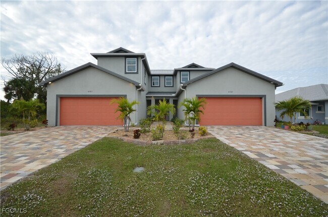 Foto del edificio - 8581 Agate St