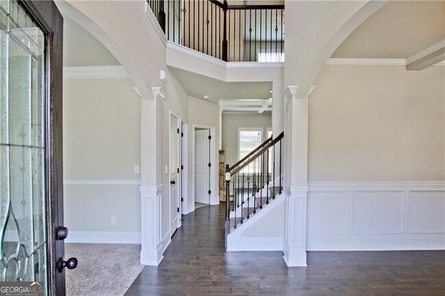 Building Photo - 4002 Golden Gate Wy