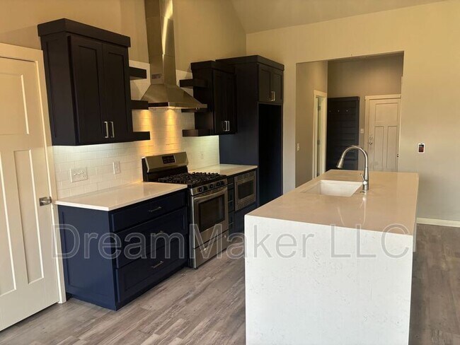Foto del edificio - 3010 SE 34th St