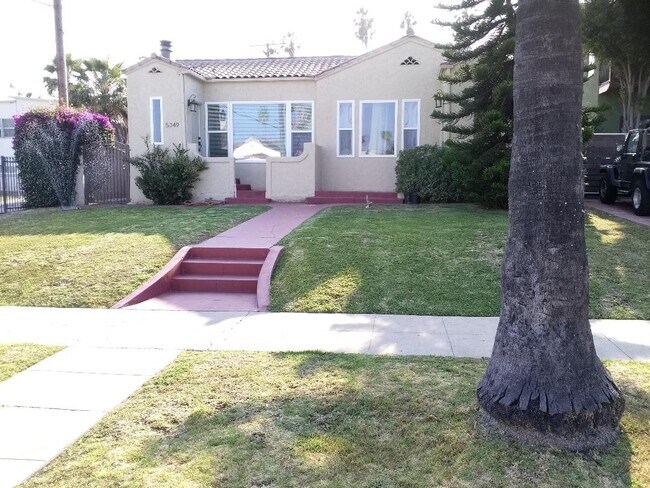 street view - 5349 S Rimpau Blvd