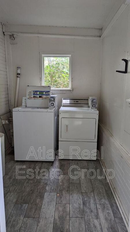 Building Photo - 6035 W 39th Ave