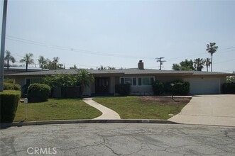Building Photo - 1365 Deauville Ct