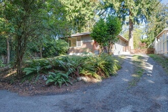 Building Photo - 1326 SW 120th St
