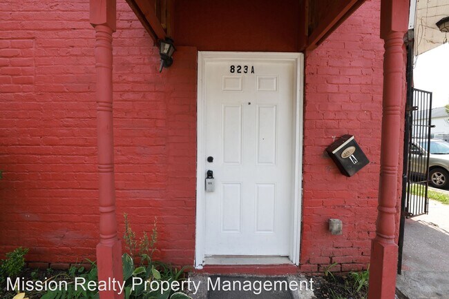 Building Photo - 3 br, 1.5 bath House - 823 Mosby St Apartm...