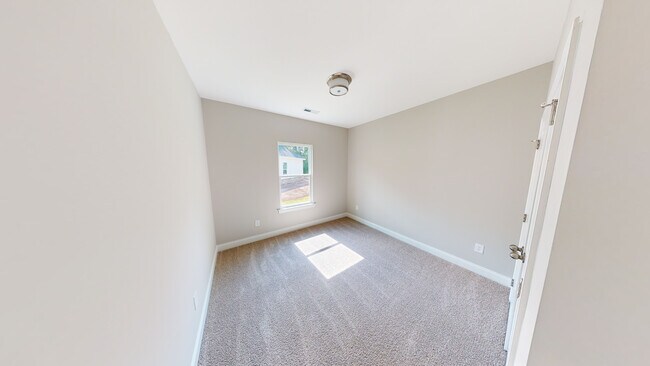 Building Photo - 1020 Moen Loop