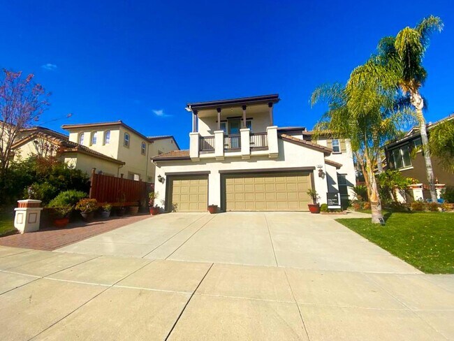 Building Photo - 925 Brook Way