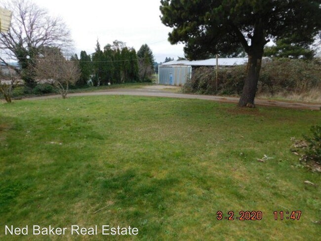 Foto del edificio - 3 br, 2 bath House - 1712 Doaks Ferry Rd. NW