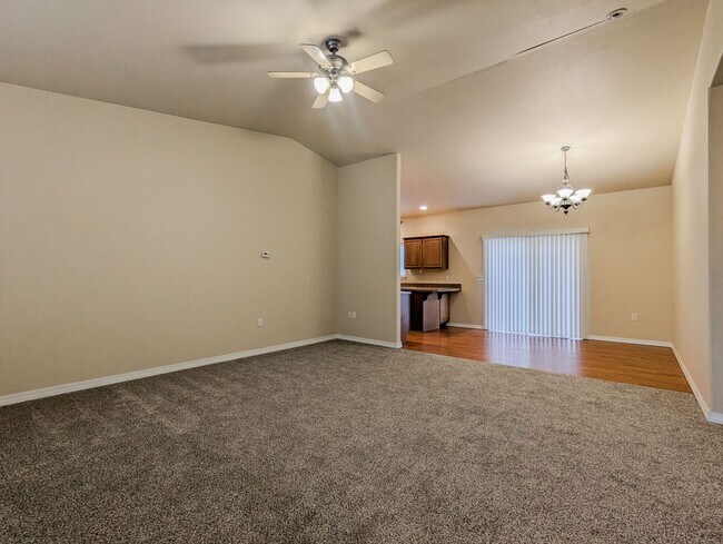 Foto del edificio - 4922 109th St NE