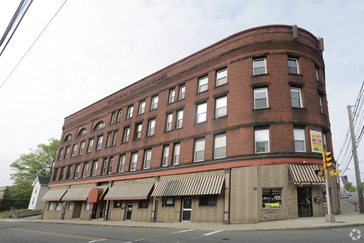 Foto del edificio - 342 Lincoln St