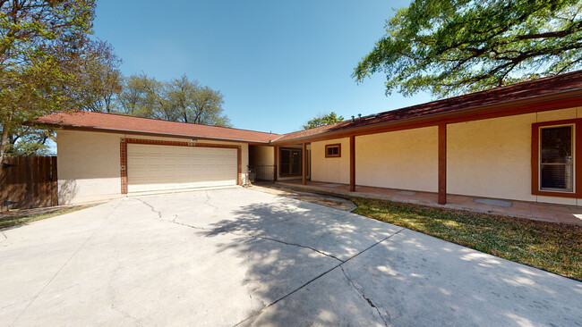 Foto del edificio - 13519 Beltway St
