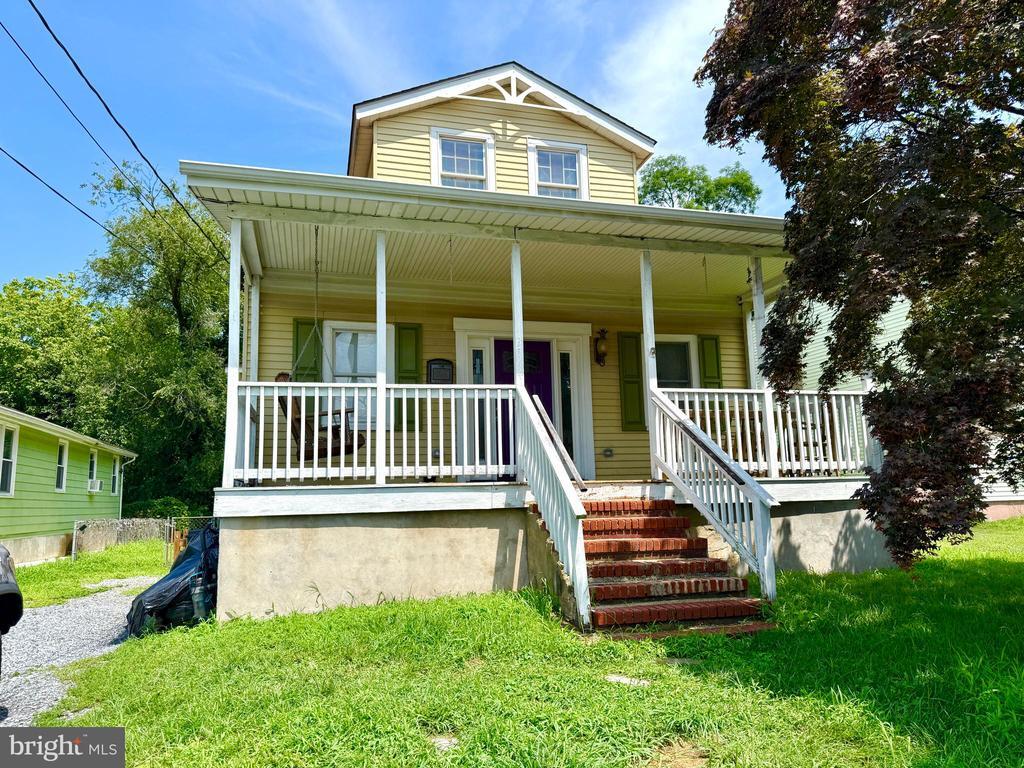 Primary Photo - 2544 42nd St
