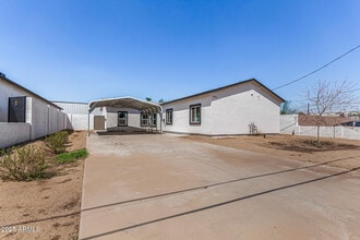 Building Photo - 2746 W Pima St