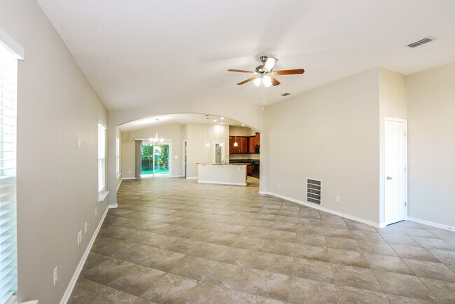 Building Photo - 252 Colorado Springs Way