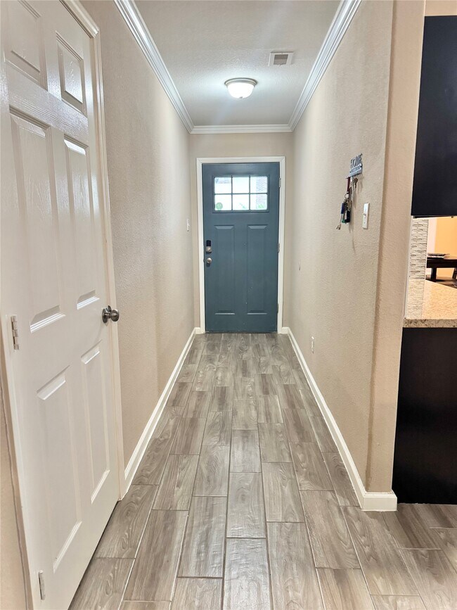 Foto del edificio - 12411 Meadow Frost Ln