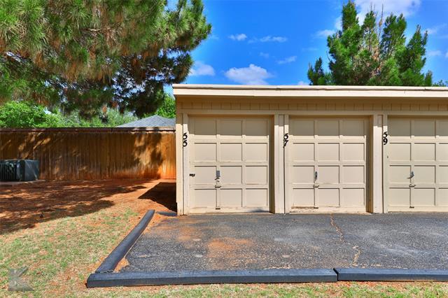 Building Photo - 55 Fairway Oaks Blvd