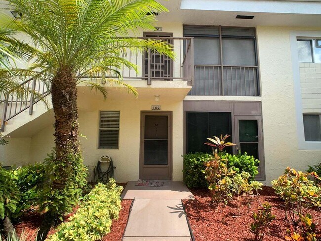 Building Photo - 14905 Wedgefield Dr