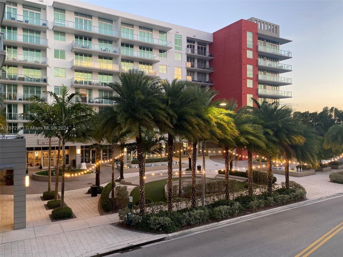 7825 NW 107th Ave Unit 205, Doral, FL 33178 Condo for Rent in Doral