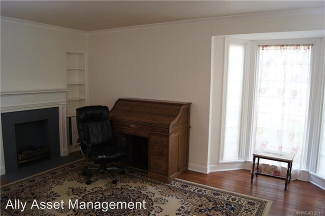 Building Photo - 3 br, 2.5 bath House - 3924 Maryland Ave