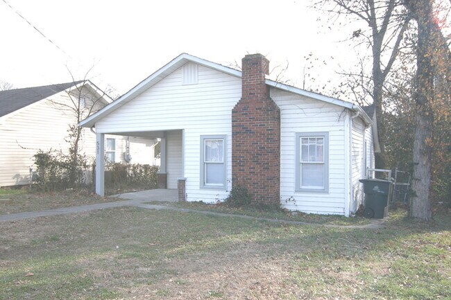 Foto del edificio - 3 BR / 2 BA right off of Nolensville Road!