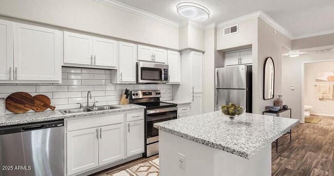Foto del edificio - 1802 W Maryland Ave