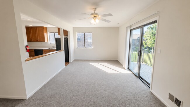 Foto del edificio - 4116 Birchwood Ct