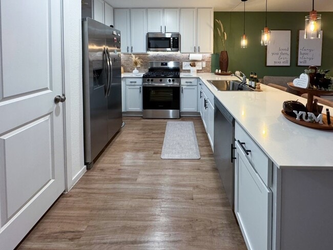 Foto del edificio - 21531 Carosella Dr