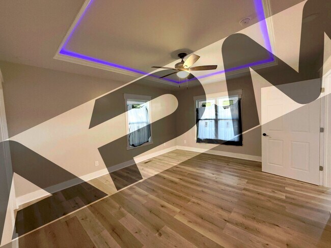 Foto del edificio - 701 SE 18th St