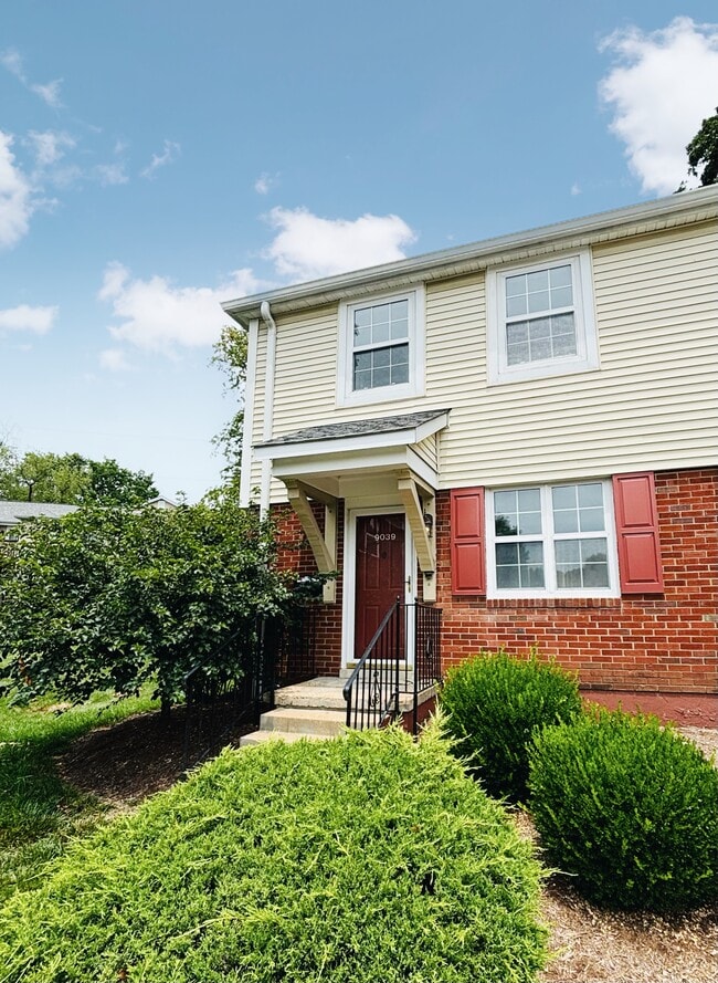 Building Photo - 9039 Wrenwood Ln
