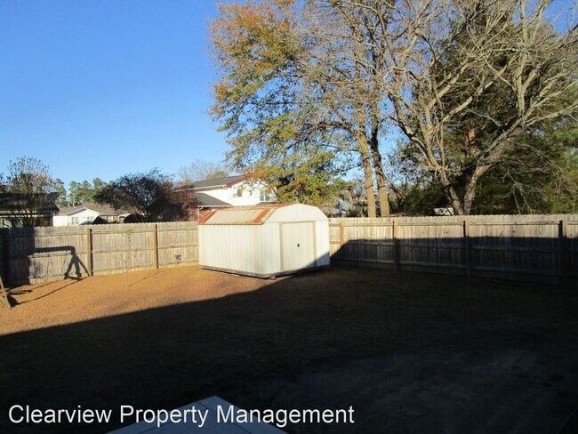 Building Photo - 3 br, 2 bath House - 6628 Bonnie Bell Lane
