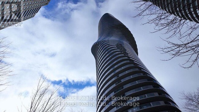 Building Photo - 60 Absolute Ave