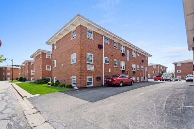 Foto del edificio - APM 9465 Maple Drive
