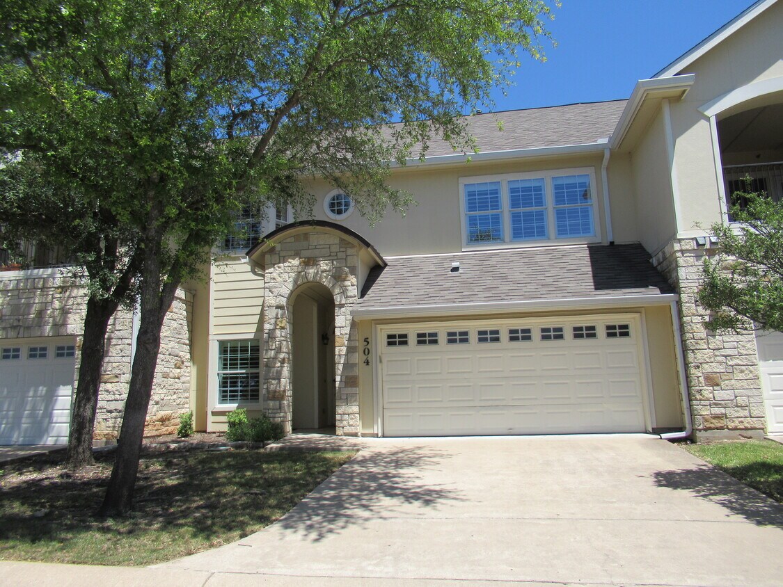 Primary Photo - 10300 Morado Cove