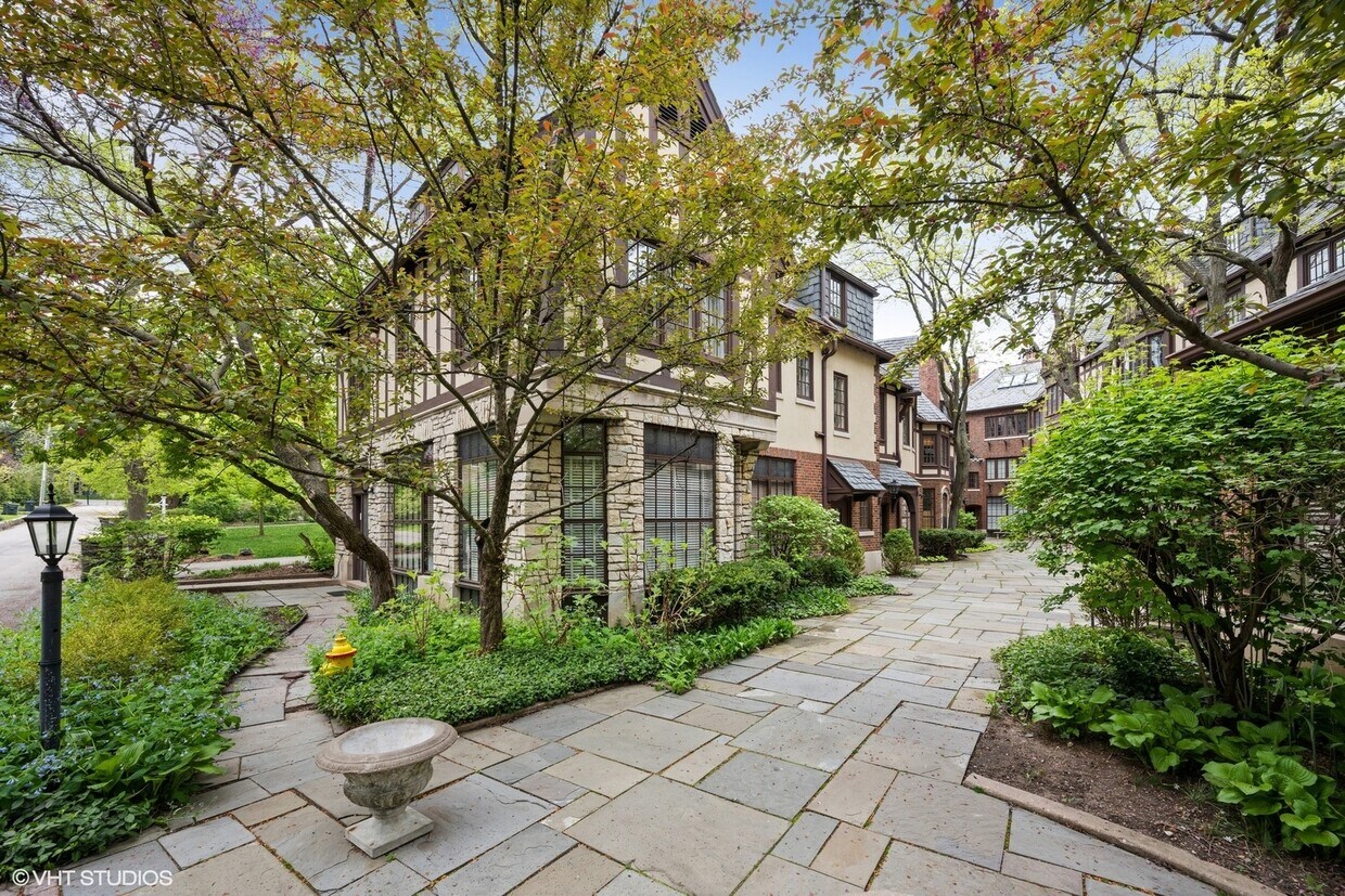 Primary Photo - 561 Hill Terrace