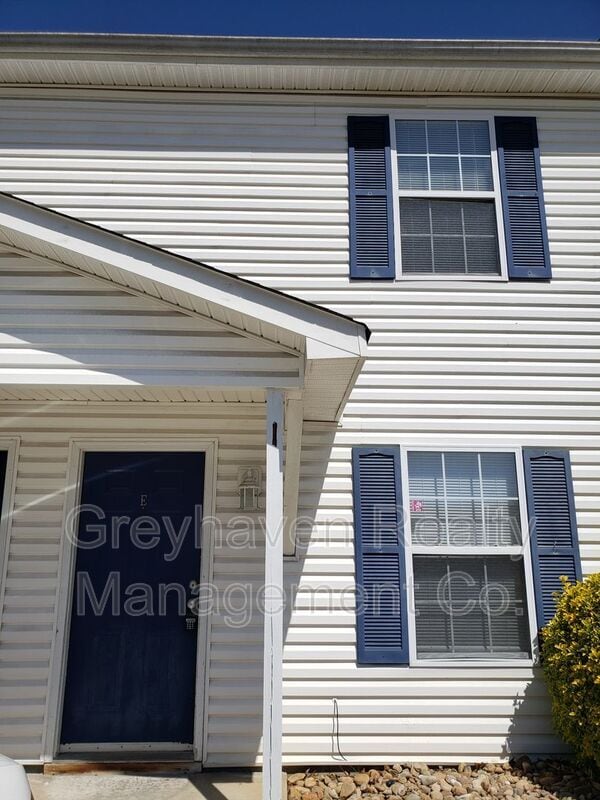 1106 Car Line Rd Unit E, Rossville, GA 30741 Condo for Rent in