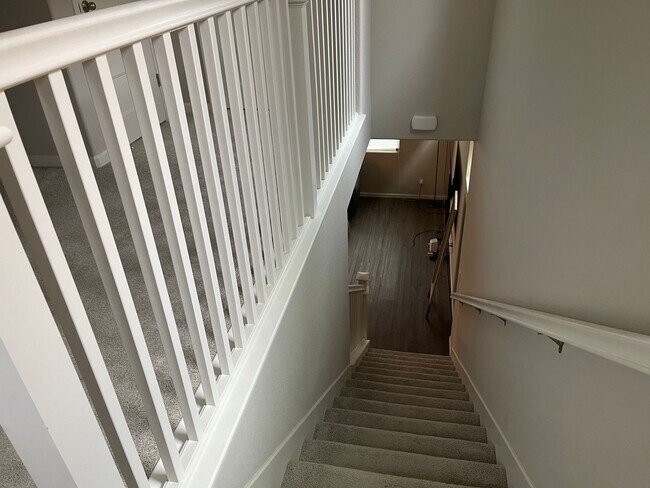 Foto del edificio - Beautiful 3/2.5 townhome in Elk Grove!