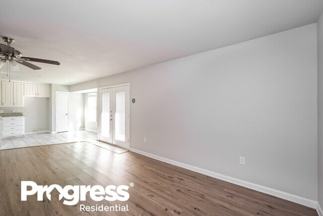 Foto del edificio - 5719 Myers Rd