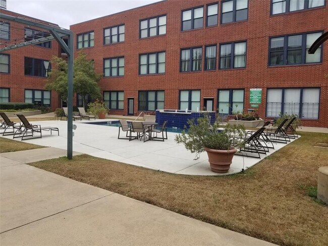 Foto del edificio - 2502 Live Oak St