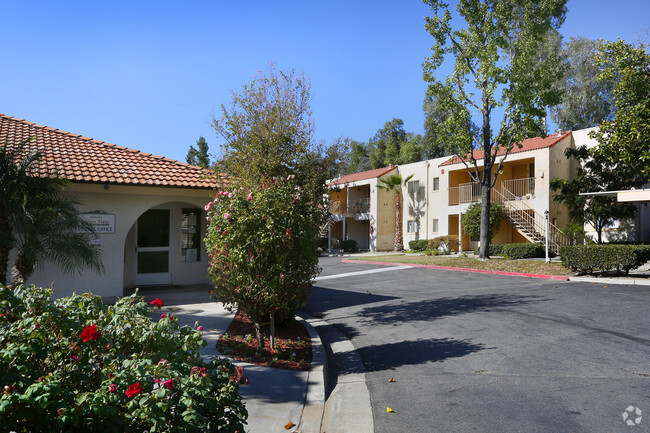 Foto del edificio - Sierra Vista Apartments