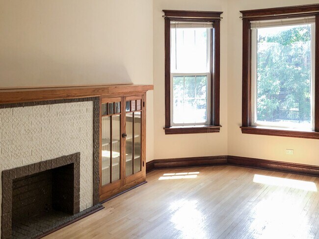 Foto del edificio - 1440 W Addison St